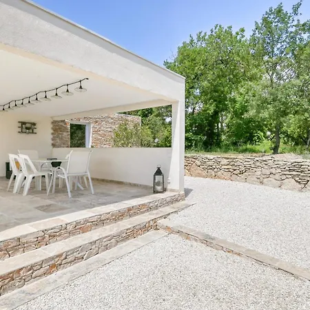 3 Bedroom Lovely In *